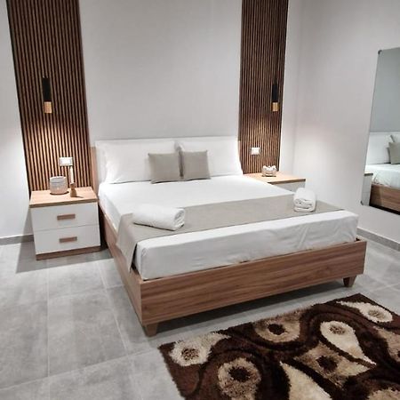 Hotel Movida Casoria Bagian luar foto